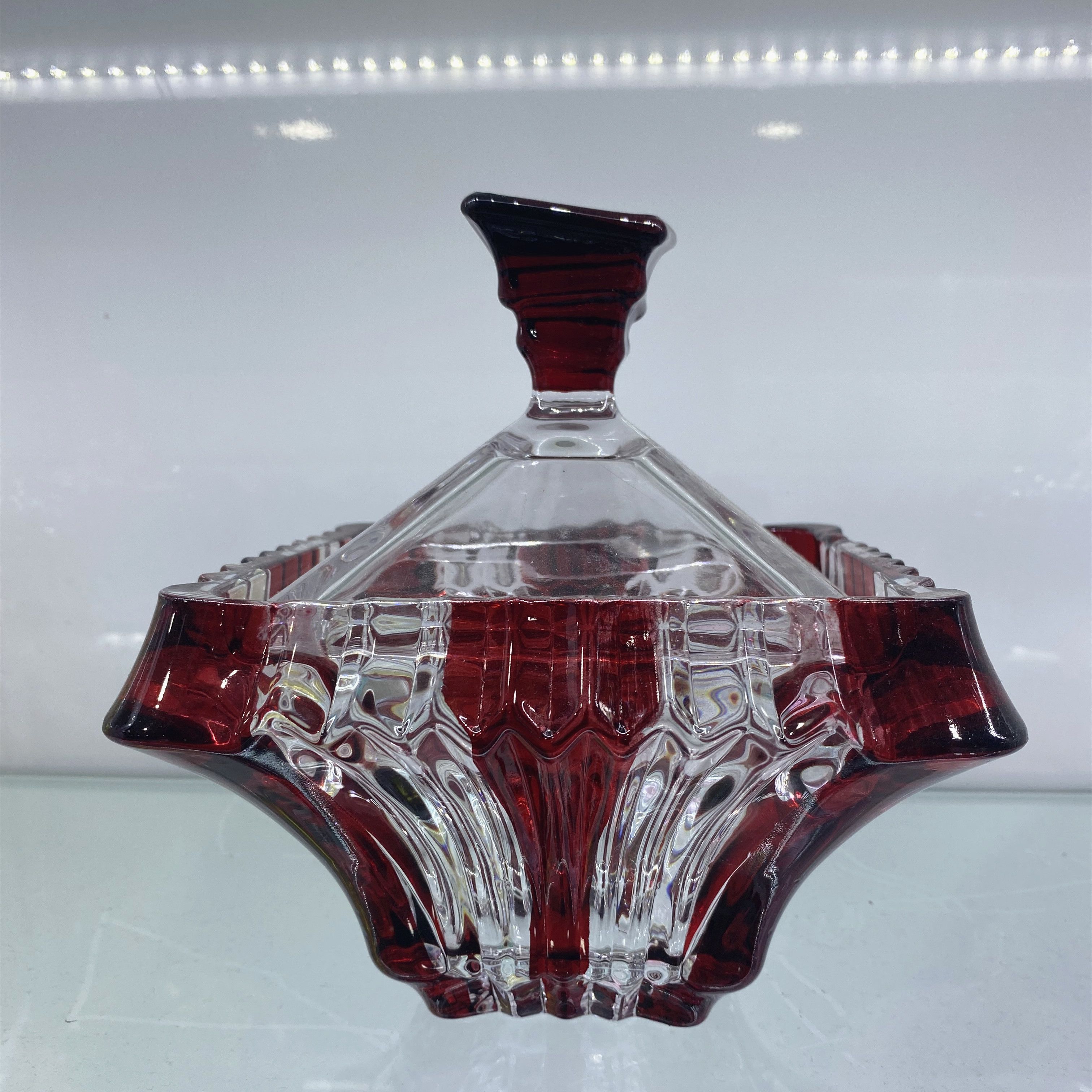 Modern and simple striped lead-free glass candy jar, wedding candy box, storage jar, storage jar set in purple style