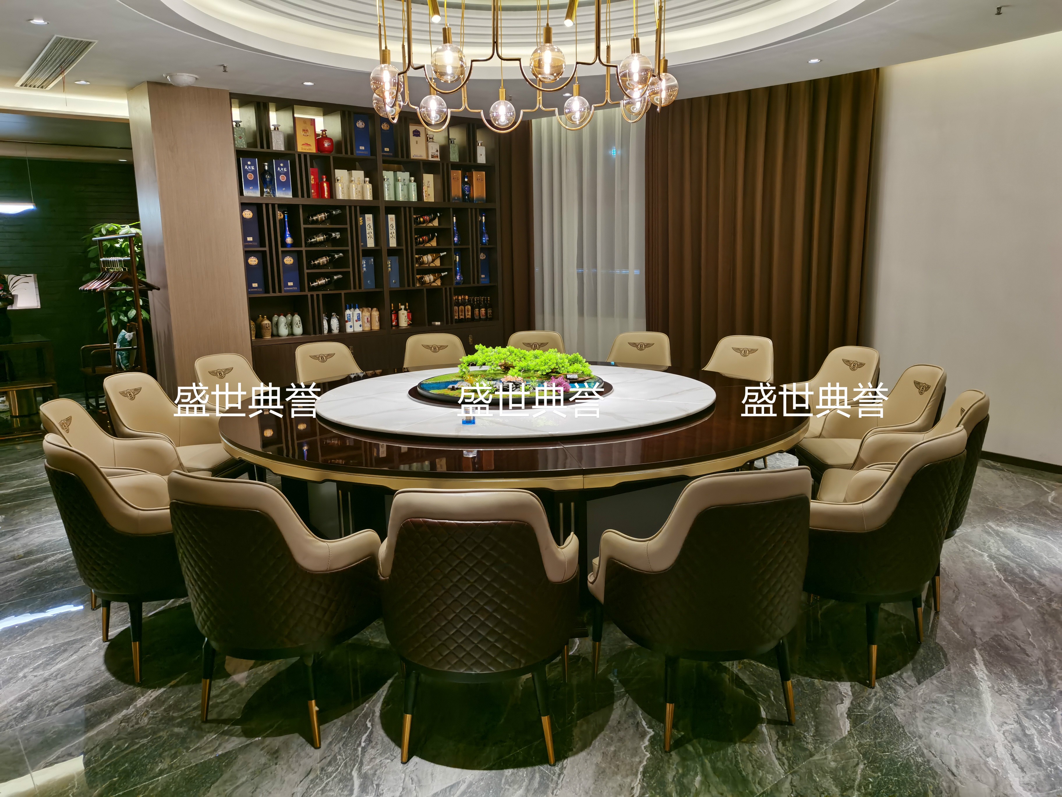 武汉度假酒店包厢实木桌会所现代轻奢电动转盘餐桌饭店电动大圆桌