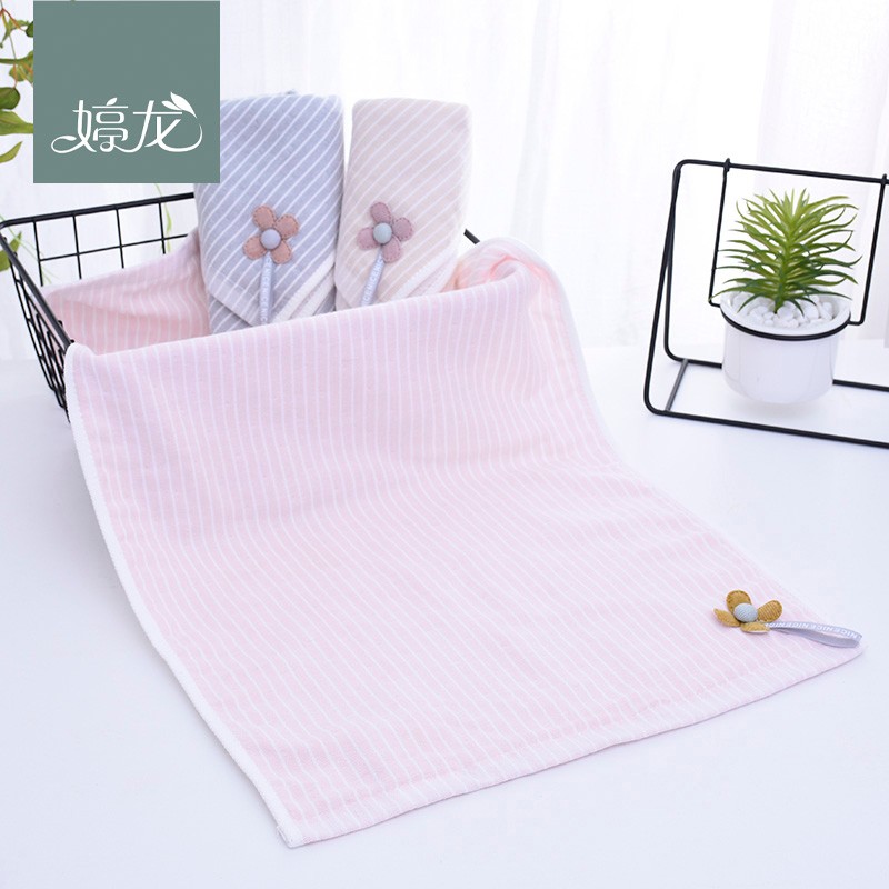 【 3-piece box Set 】 New pure cotton gauze material gift box towel set with small flower decoration gauze face towel detail image 9