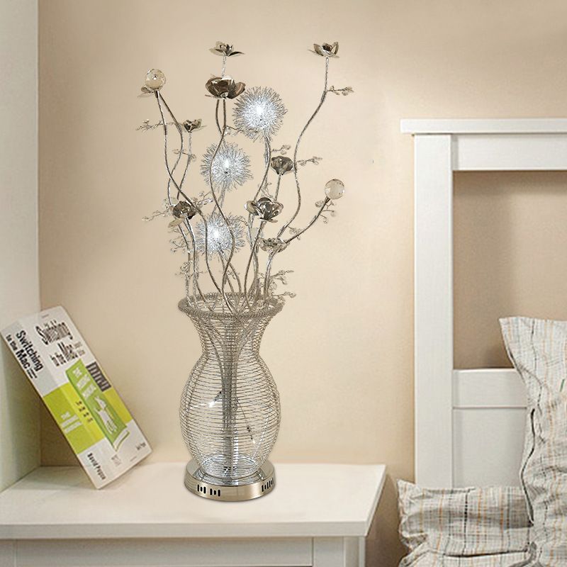 Modern cozy desk lamp Aluminum romantic desk lamp wedding festival desk lamp study bedroom