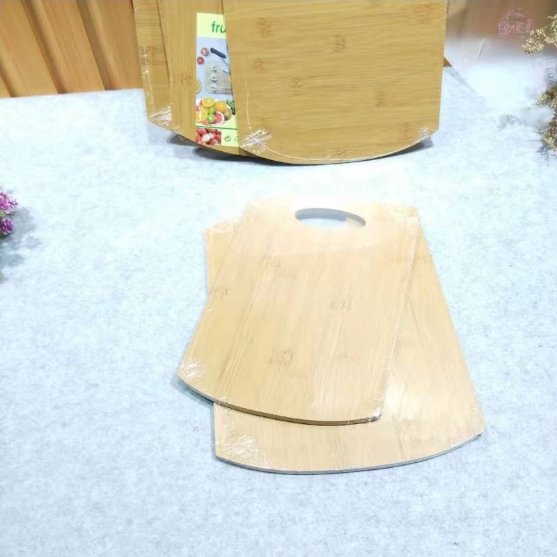 Jiehao Kitchen's household natural bamboo fruit board, comfortable cutting board, creative arc-shaped durable cutting board details Picture