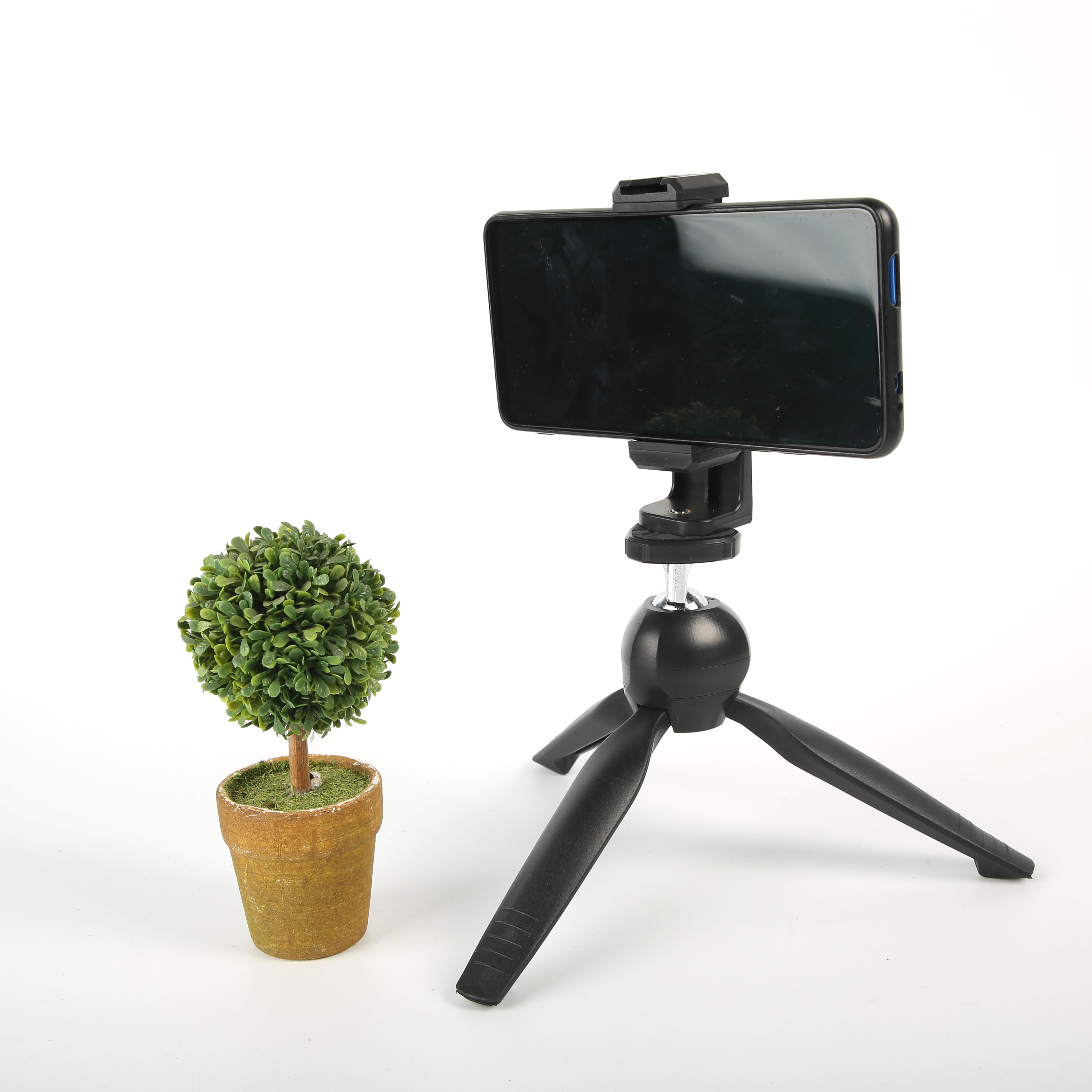 Tripod phone holder, live streaming floor, outdoor portable camera phone stand, desktop telescopic stand detail image 3