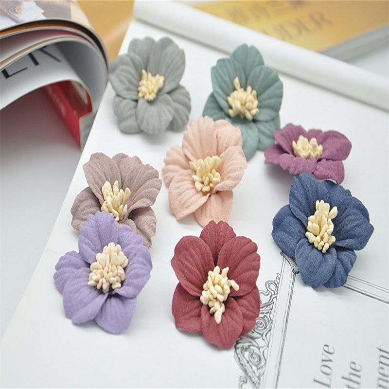 Versión coreana microfibra piel estambres pequeñas flores vetas accesorios para el cabello clips para el cabello flores DIY material accesorios