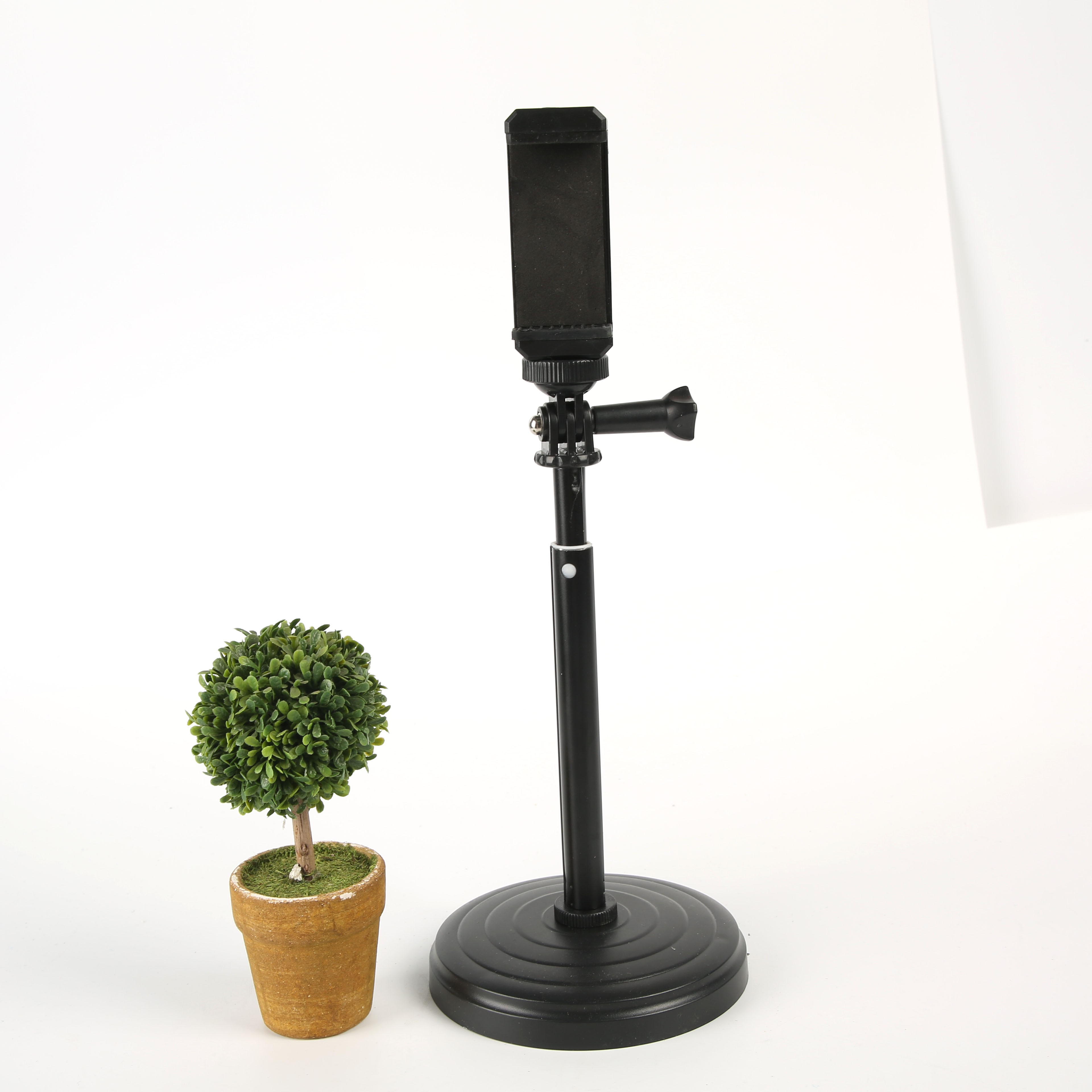 Desktop phone holder, metal rod, telescopic and rotating tablet computer, live streaming light, portable lazy person, pan-tilt, universal multi-functional stand detail image 1
