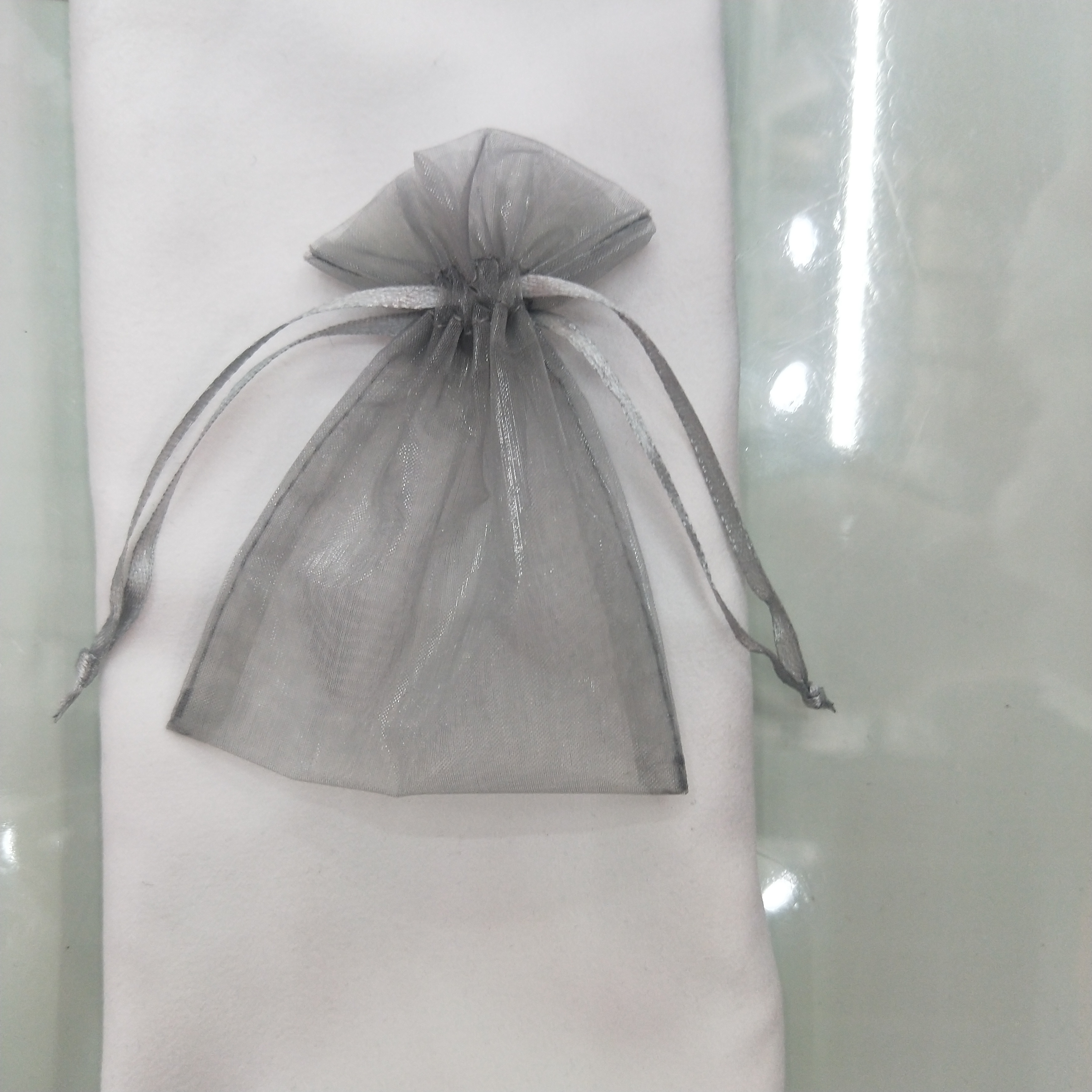 The shipping cost is at your own expense. 2 Grey gauze bags, rose gift bags, accessory bags, gift packaging bags, drawstring bags, gauze bags, wedding candy packaging bags