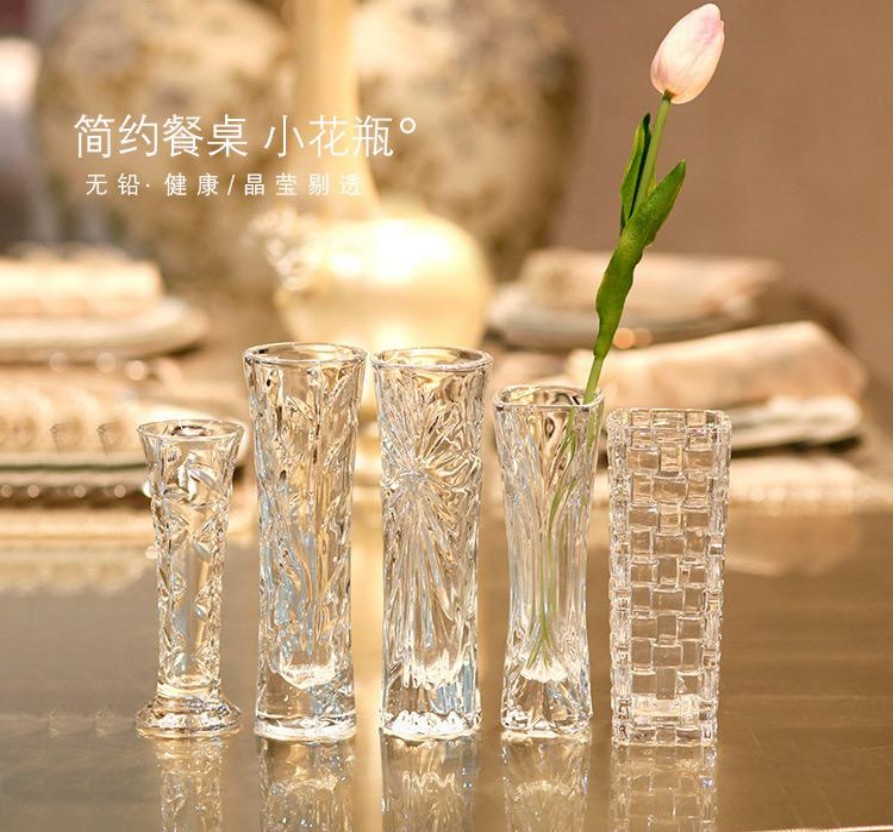 A transparent glass vase, a simple and fashionable dining table, a flower counter in a hotel room, a mini flower arrangement vase detail image 4