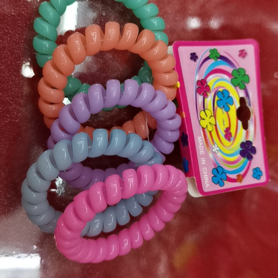 Large jellies come in packs of 100