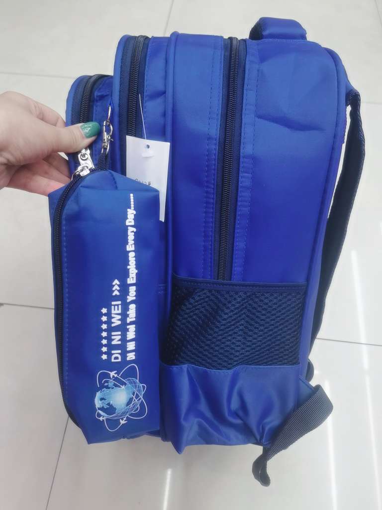 Korean 16-Inch School Bag Application Scenario