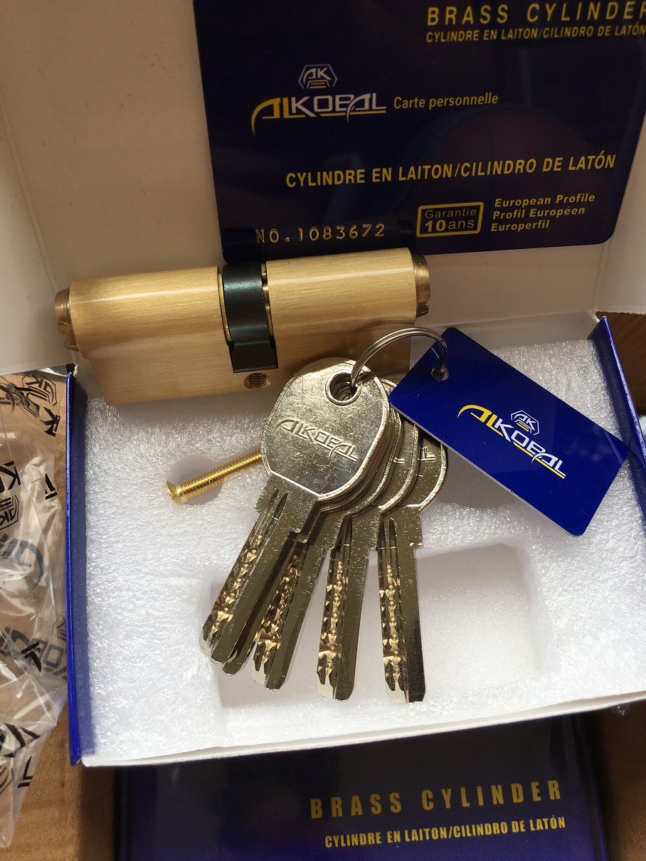 铜锁芯；70铜锁芯；双开铜锁芯；高级铜锁芯，礼品盒锁芯；AK70-5K；ALKOBAL锁芯详情图5
