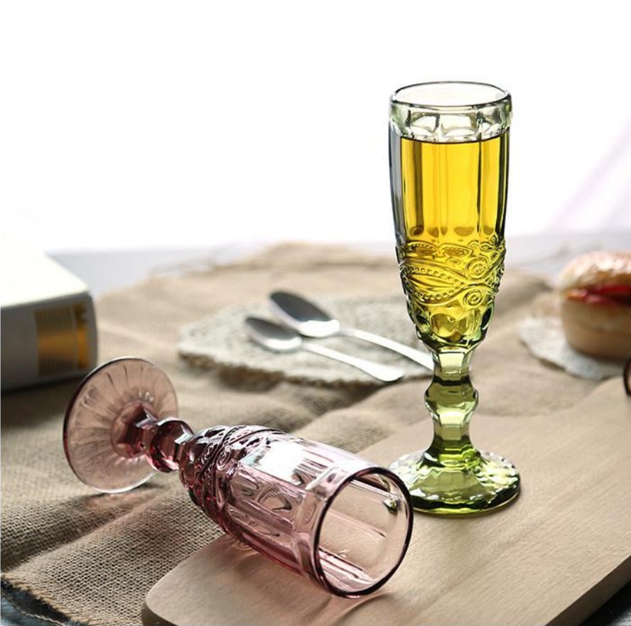 Retro colored embossed champagne glass, creative small juice glass, glass tall glass, thickened red wine glass for home use, diamond-shaped blue wine sets detail image 1