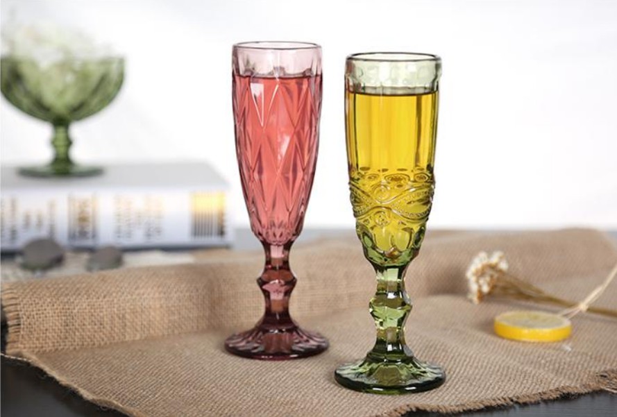 Retro colored embossed champagne glass, creative small juice glass, glass tall glass, thickened red wine glass for home use, transparent wine set with patterns detail image 5