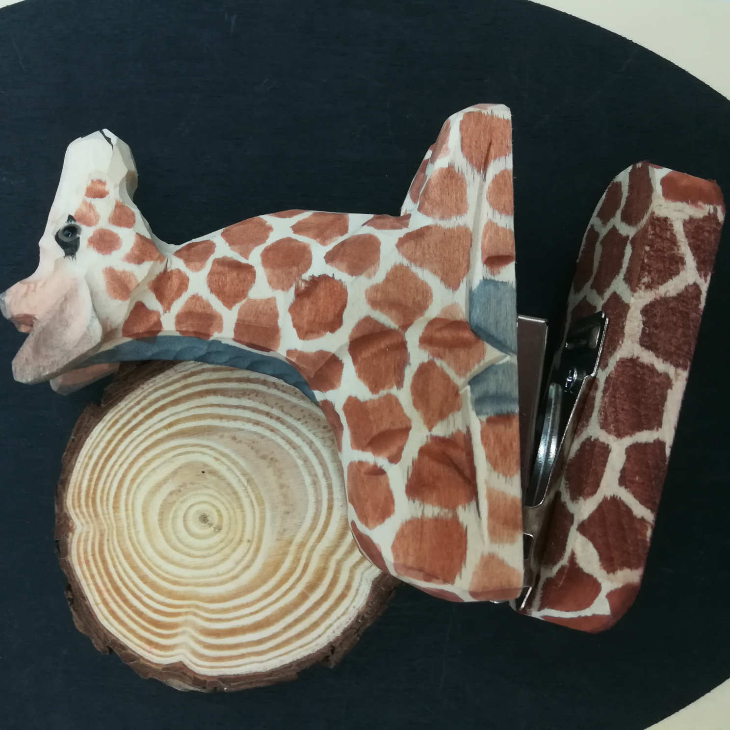 纯手工仿真长颈鹿木头雕刻创意礼品工艺订书机