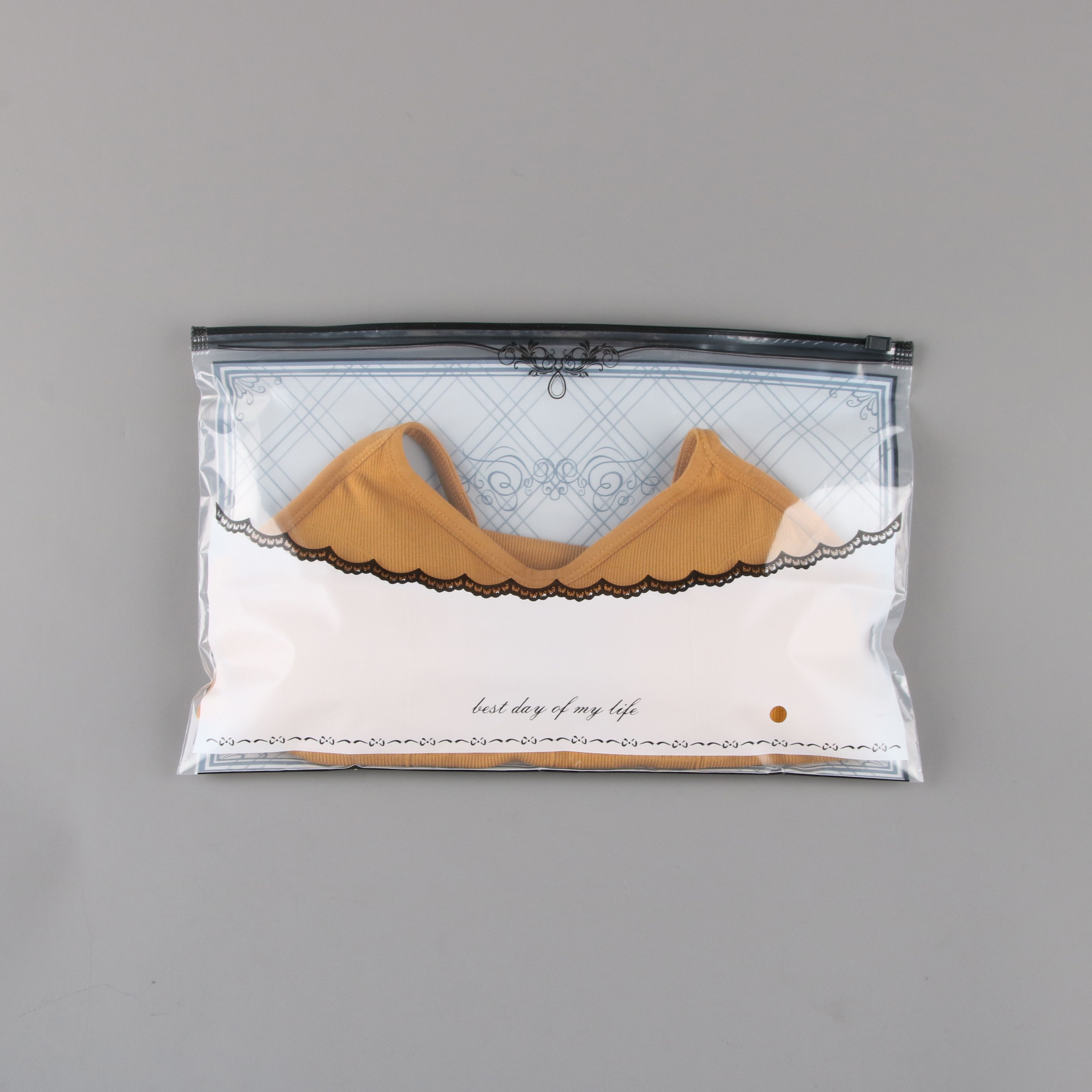 Clothing Zipper Bag Bra Underwear Bag Yoga Clothing Bag Custom Plastic Ziplock Bag Frosted Transparent Application Scenario