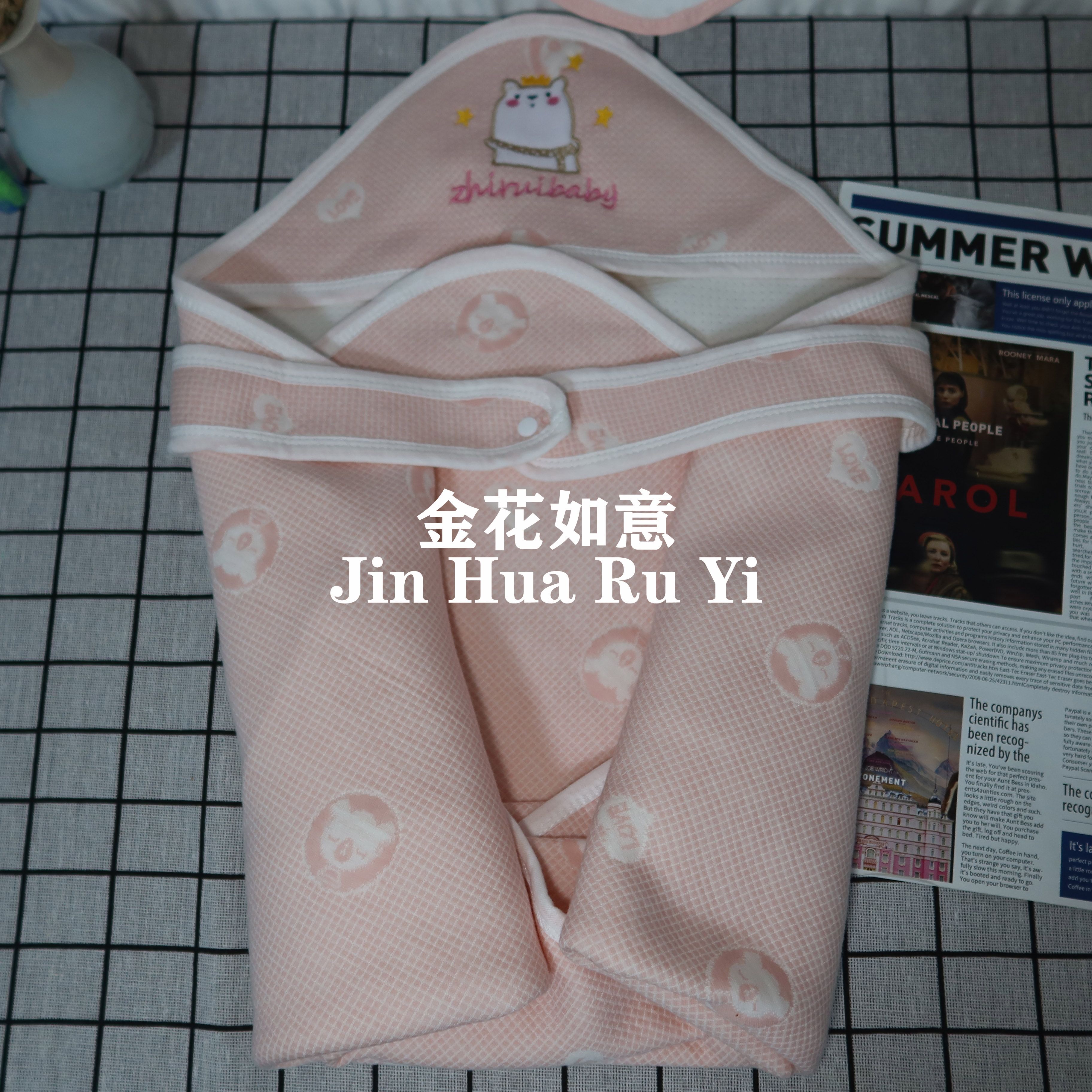 Bear Head Jumper medium and thick Class A pure cotton newborn blanket, cartoon pure cotton baby blanket, solid color embossed jacquard swaddling baby blanket details Picture