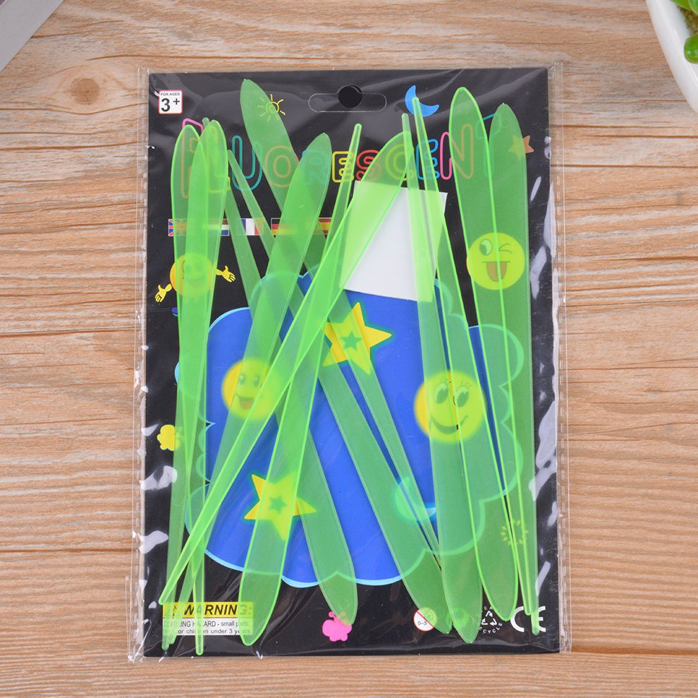 3D star black medium card packaging