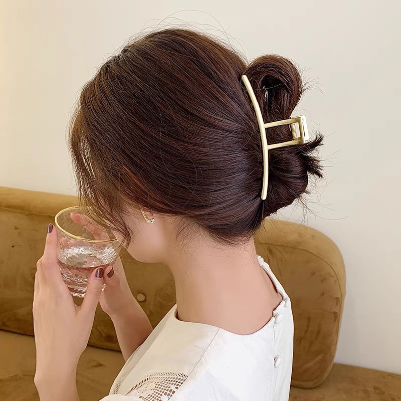 韩版金属风抓夹金属鲨鱼夹发夹化妆鲨鱼夹鸭嘴夹发夹发饰头饰洗澡抓夹复古发饰详情4