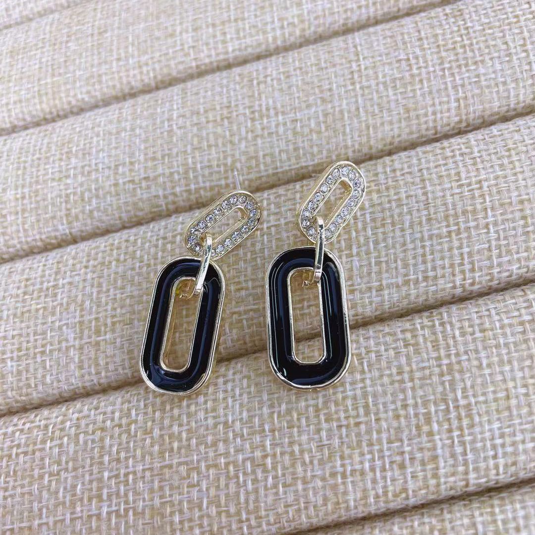 Earring 7