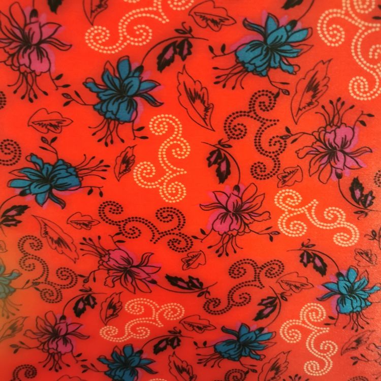 Color dinkin print series estampado de estrellas 100% poliéster tejido en la parte inferior con espuma de PVC Application Scenario