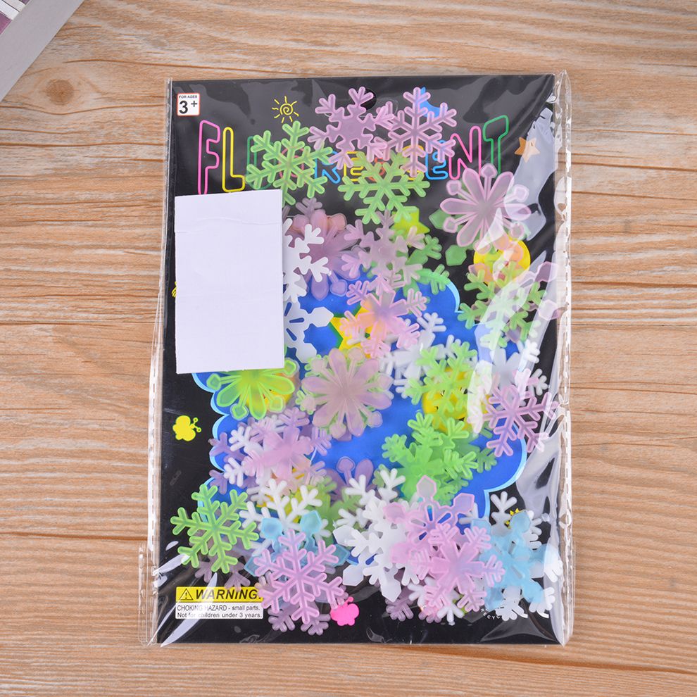 Glow-in-the-dark patch Snowflake Flake Fluorescent wall sticker Toy Bird glow-in-the-dark Star Moon Maple Leaf in stock