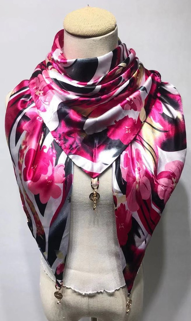 简爱丝缘新款吊坠三角巾空调大披肩围脖精美印花围巾多色可选批发详情图10