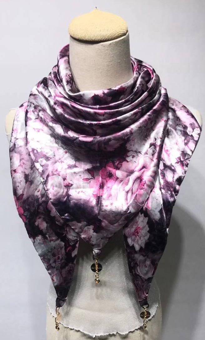 简爱丝缘新款吊坠三角巾空调大披肩围脖精美印花围巾多色可选批发详情图8