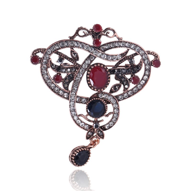 Manufacturers direct sales of European and American vintage pendant brooch