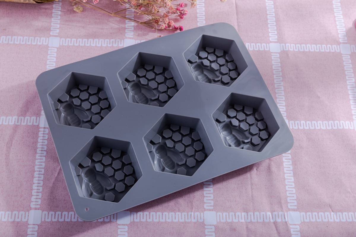 跨境货源 6连硅胶蜂窝手皂模具 蜂巢冰格蛋糕模 diy肥皂模详情图3