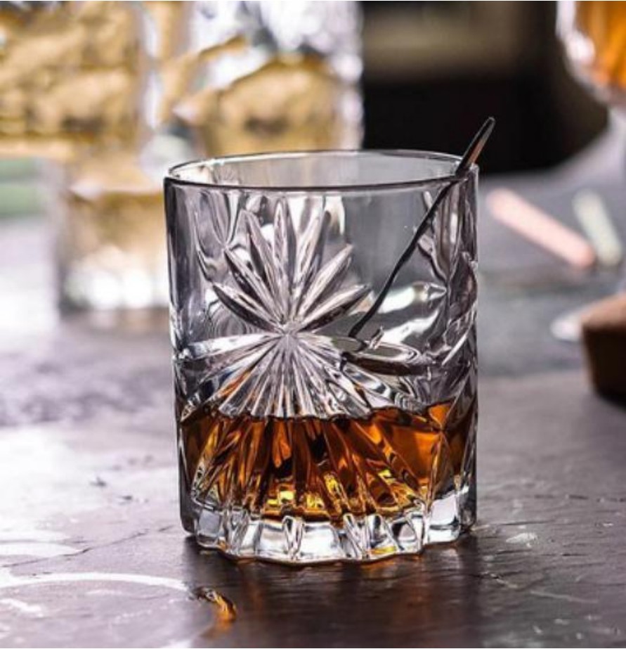 European-style crystal glass oasis wine glasses, home beer mugs, engraved tea cups, whisky cups detail image 5