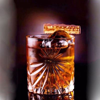 European-style crystal glass oasis wine glasses, home beer mugs, engraved tea cups, whisky cups