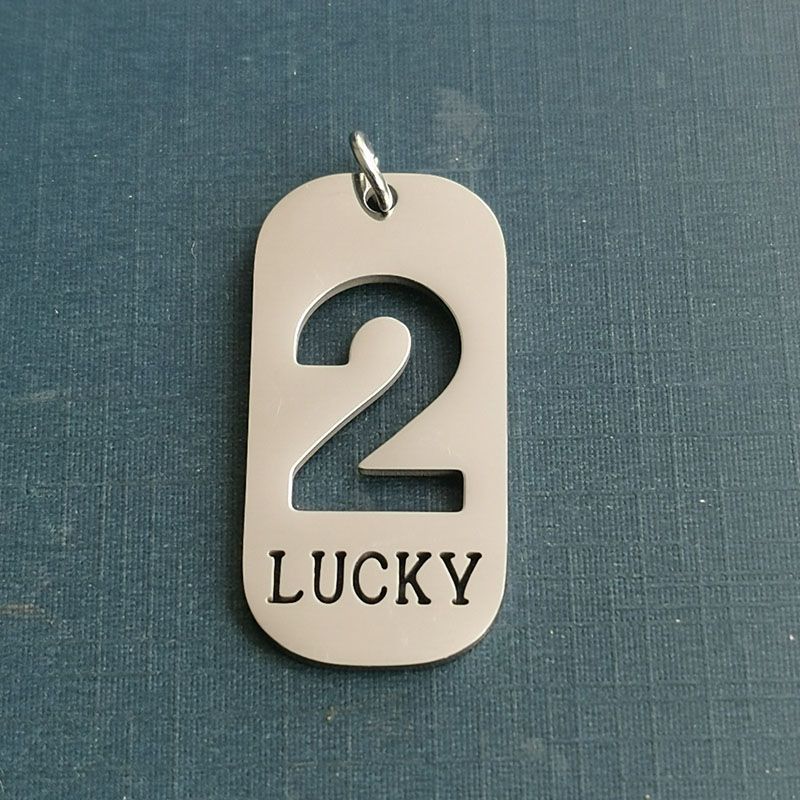 Wholesale of cross-border accessories such as the popular titanium steel necklace, Instagram women's simple and unique lucky number 2 pendant collarbone chain