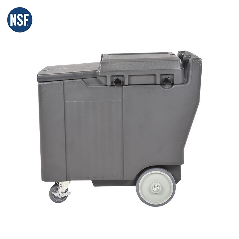 Ice storage vehicle