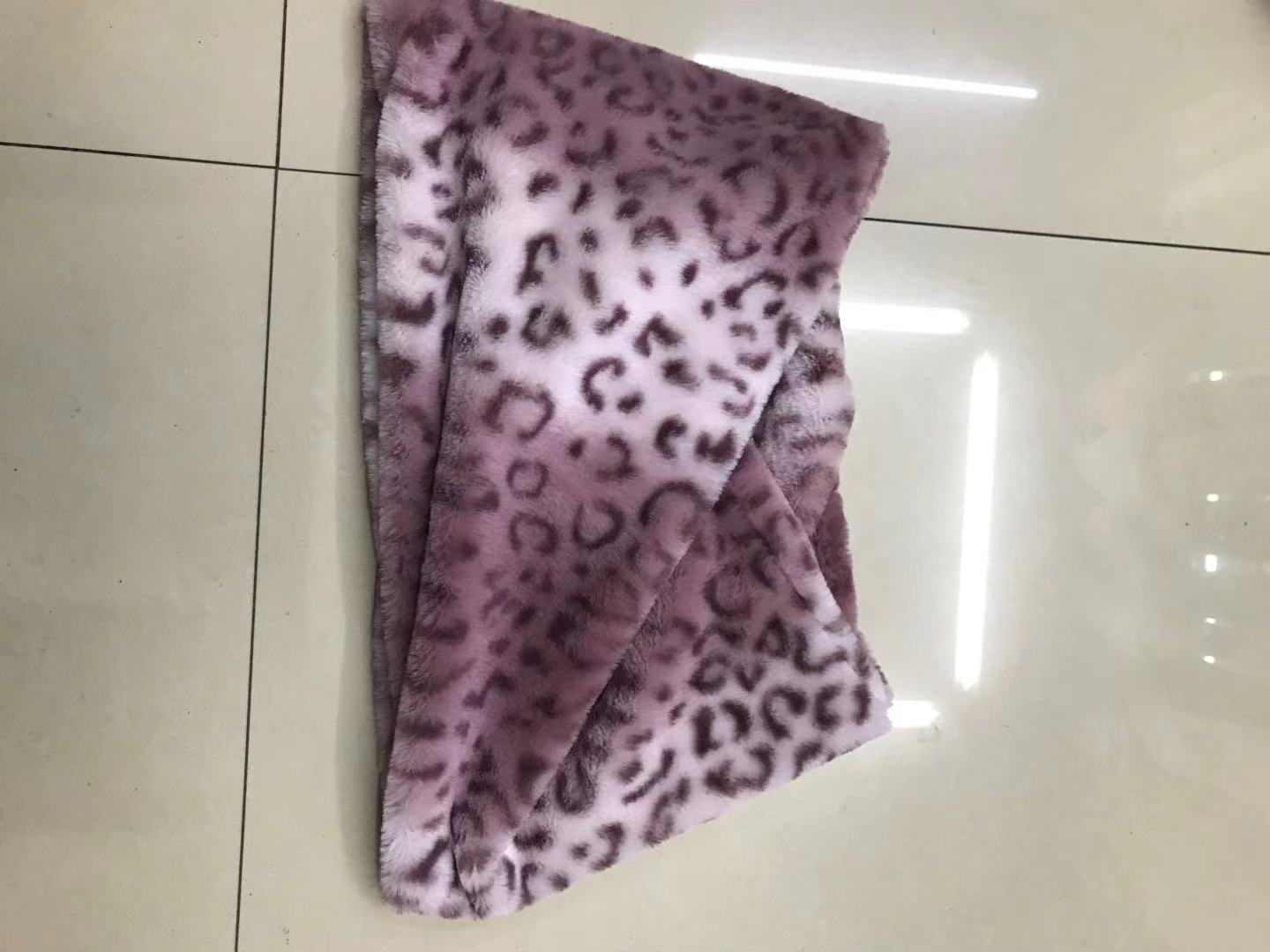 Leopard print rabbit fur warm, soft and comfortable scarf detail image 5
