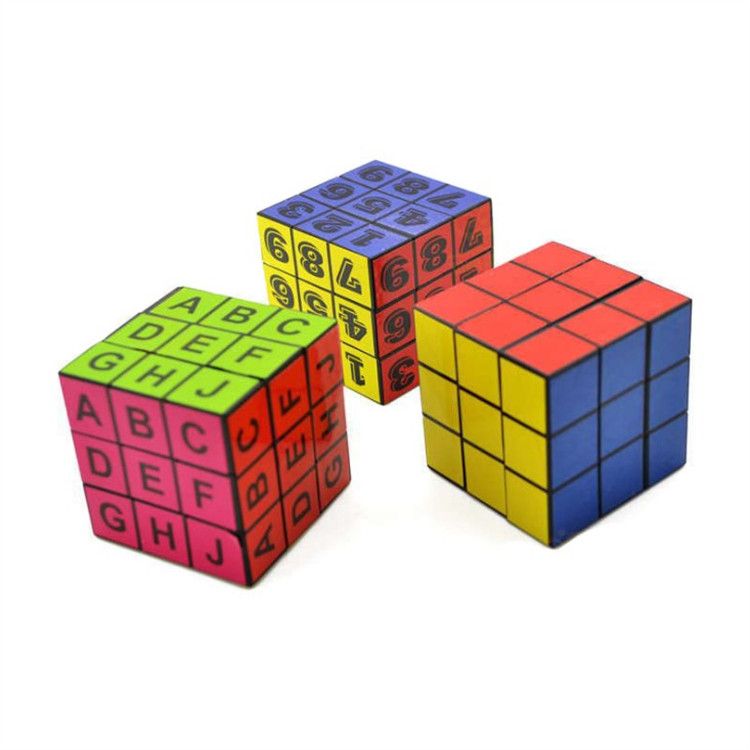 厂家直供 触电整人玩具电人玩具仿真魔方 触电魔方 整蛊玩具批发图