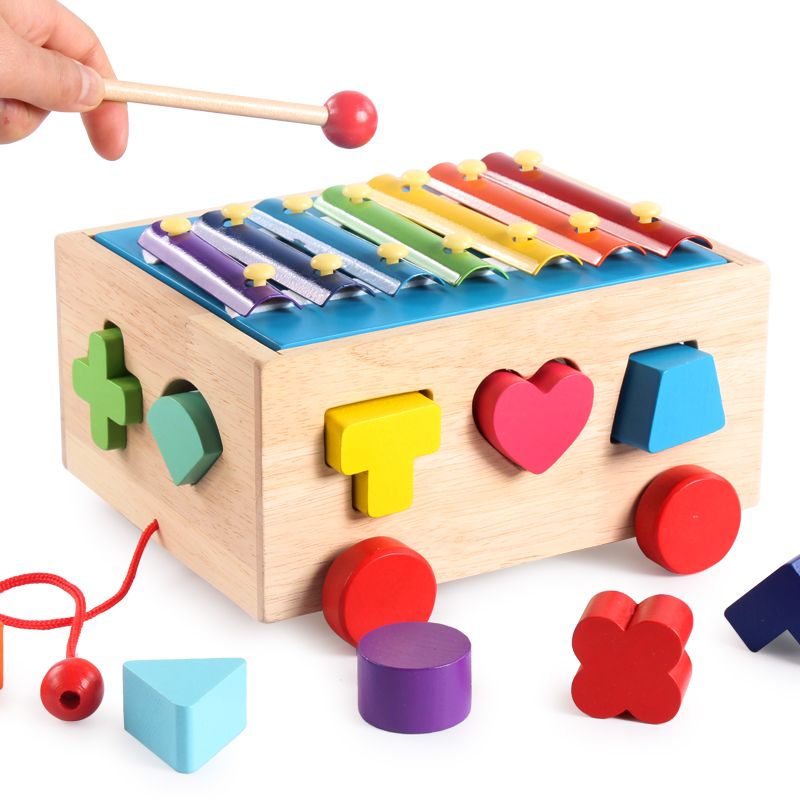 The wooden piano-shaped building block car is highly entertaining and colorful, which can exercise babies' hand-eye coordination, visual ability, logical thinking ability, and early education enlightenment training. It is a parent-child game