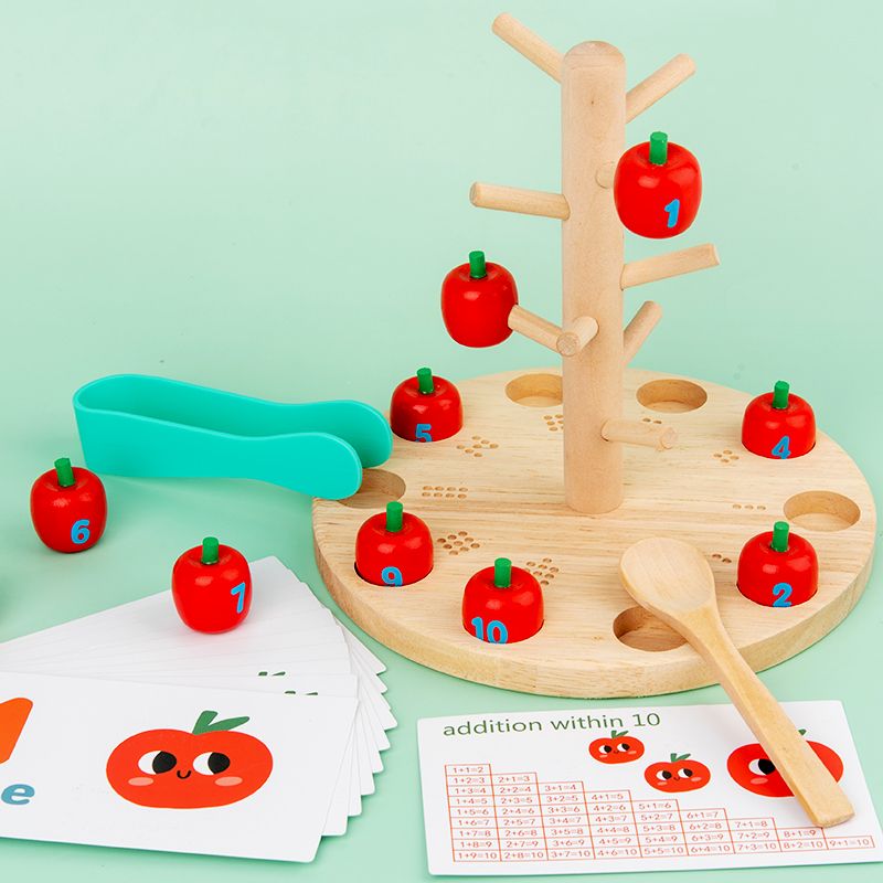 The wooden toy early education cognitive game "Picking Apples" is highly entertaining, which can exercise babies' hand-eye coordination, visual ability, logical thinking ability, and early education enlightenment training. It is a parent-child game Application Scenario