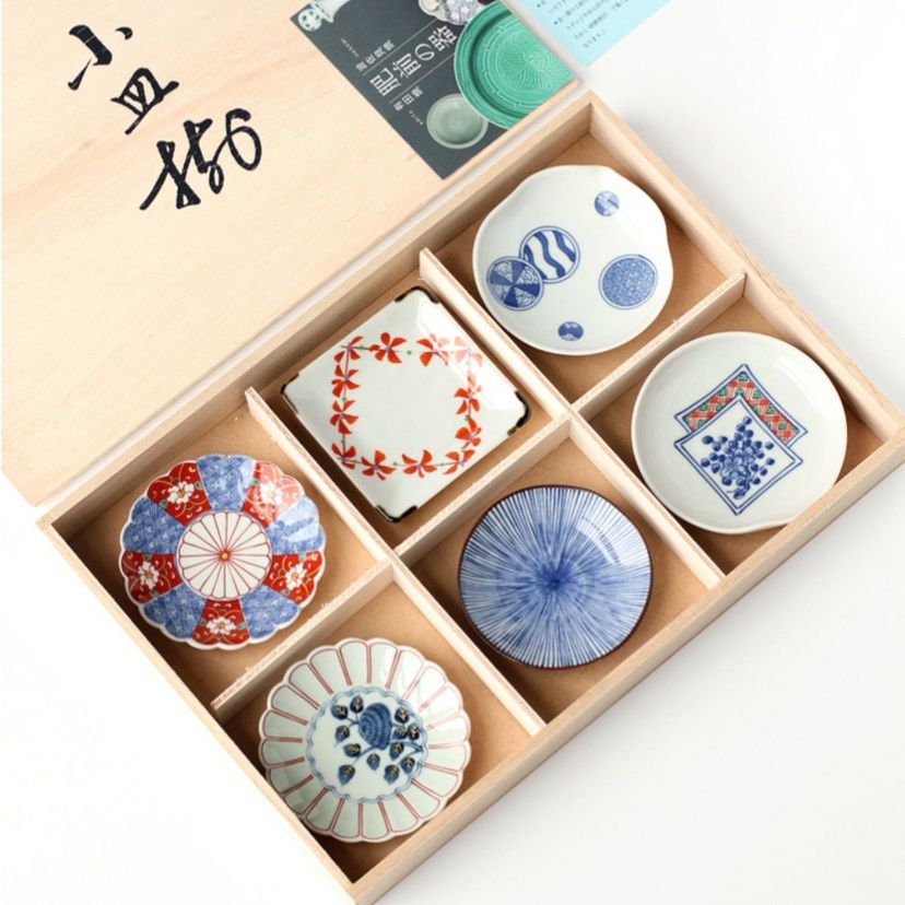 浙里 日本原装进口有田烧花形茶点蝶6件套木盒48-01