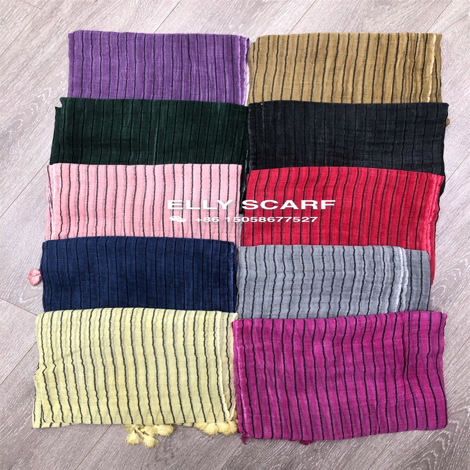 A vertical striped soil-dyed scarf detail image 3