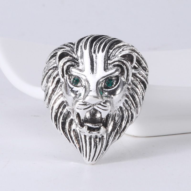 Manufacturers direct foreign trade retro lion head brooch