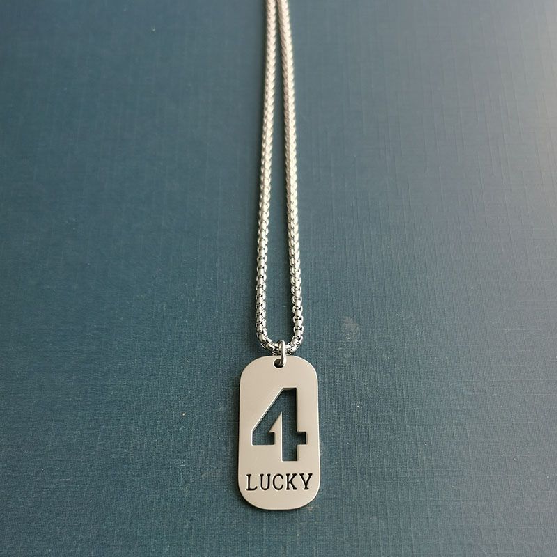 Lucky number 4: Military brand pendant, trendy commemorative necklace for men and women, minimalist titanium steel couple jewelry, gift for brothers and best friends Application Scenario
