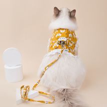 新款宠物胸背带猫牵引绳 防挣脱蕾丝磨毛猫咪牵引绳背心式遛猫绳