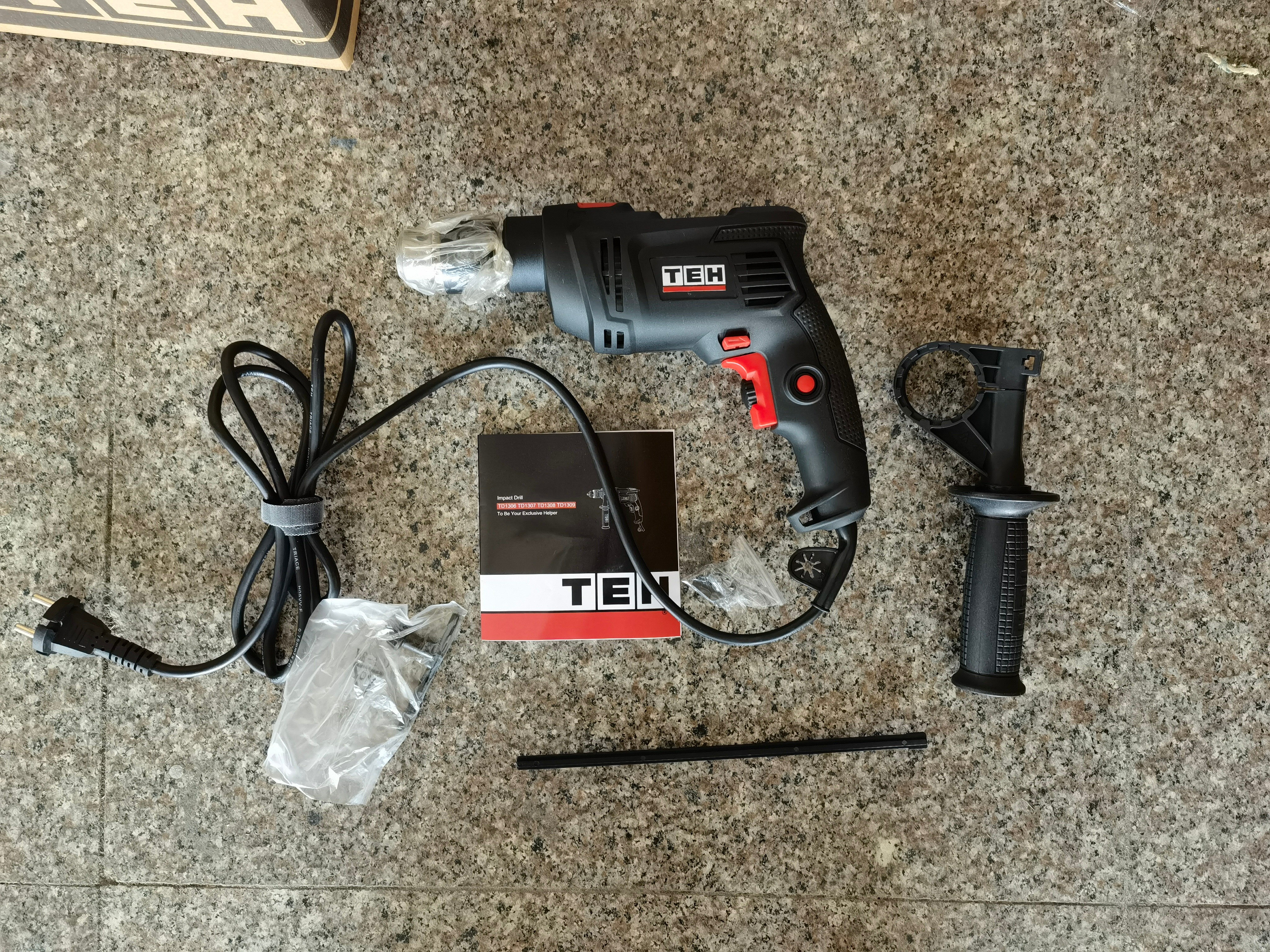 Teh Td1306:580w 13Mm Drill full figure