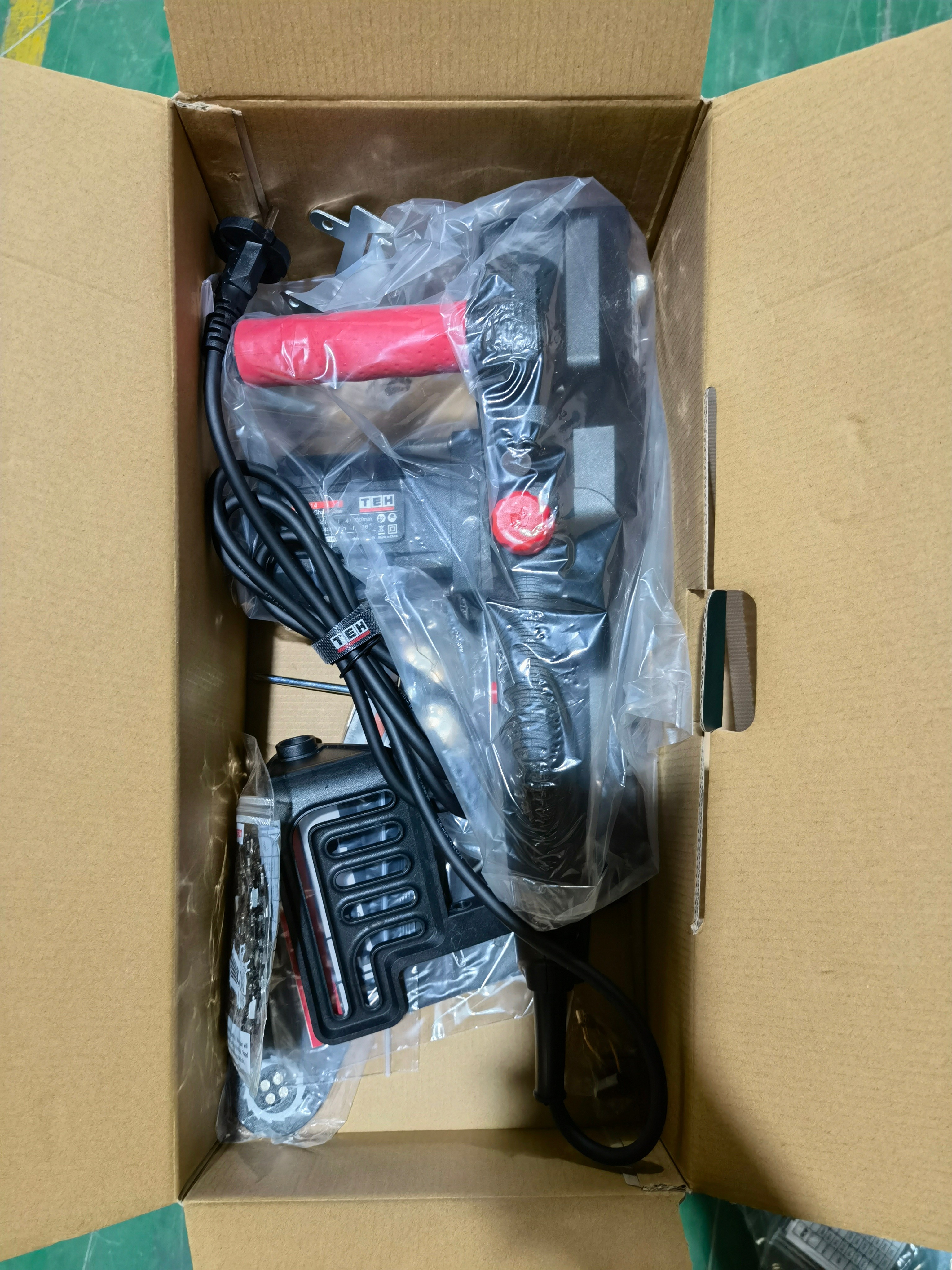 Teh Ts1614:16' 1400W Electric Chain Saw Item Picture