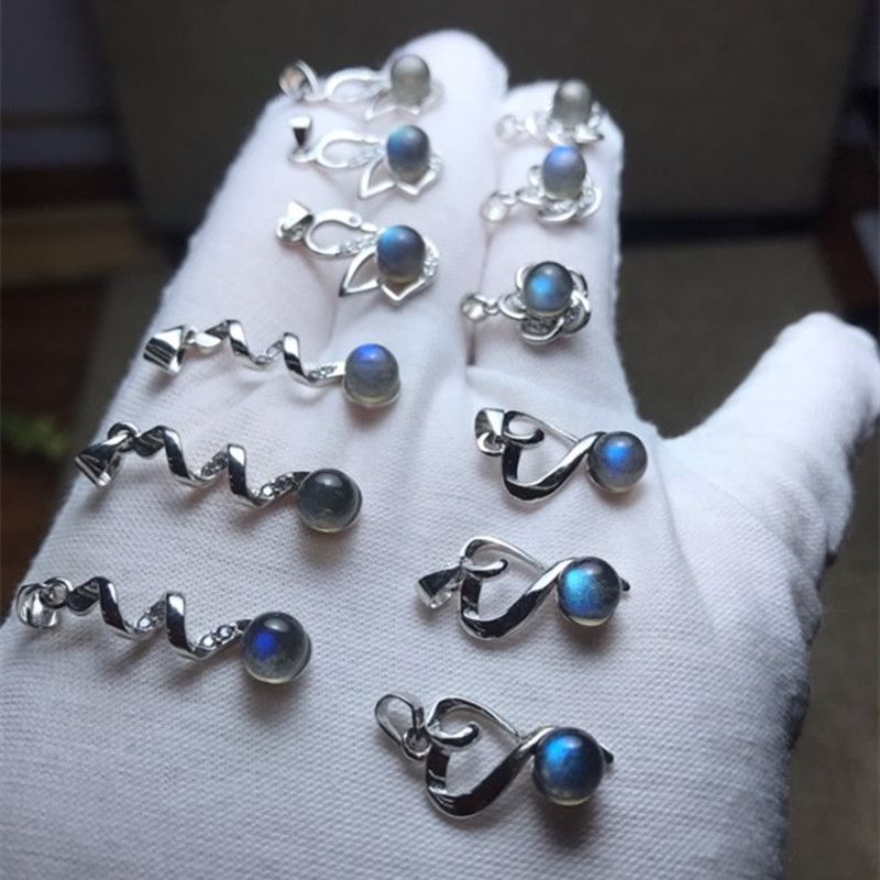 Bright crystal jewelry, natural grey moonlight exquisite pendant, international standard 925 sterling silver