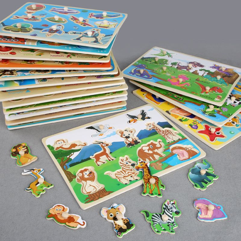 The large wooden toy jigsaw board is highly entertaining and can exercise babies' hand-eye coordination, visual ability, logical thinking ability, early education enlightenment training, and is a parent-child game