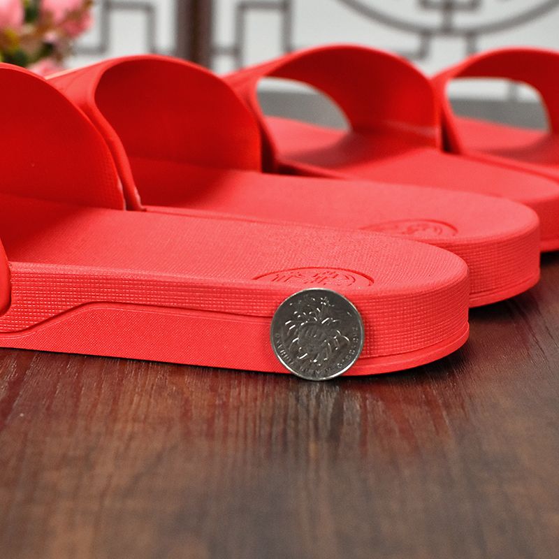 In-stock wedding slippers, wedding supplies, husband and wife's home rubber slippers, festive supplies, red slippers manufacturer Specification image