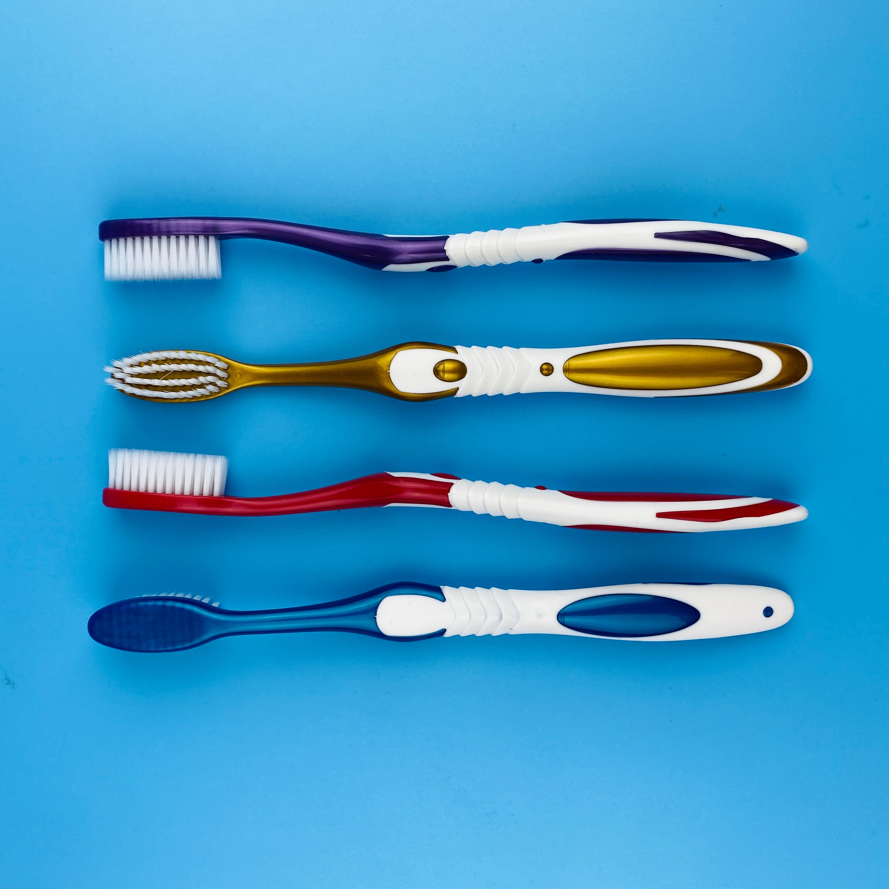 卡白982羽绒柔护成人软毛牙刷防滑软胶手柄牙刷批发详情11