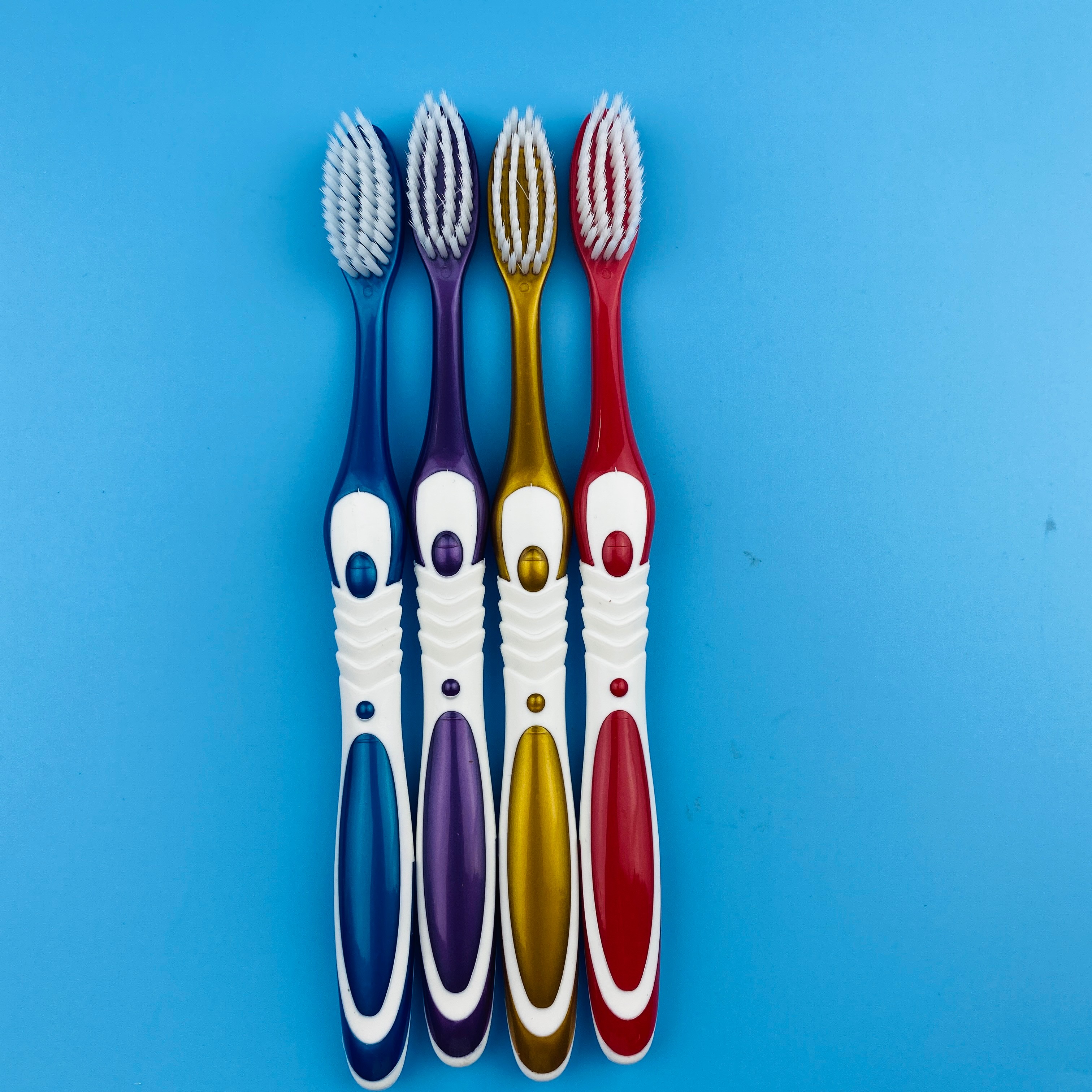 卡白982羽绒柔护成人软毛牙刷防滑软胶手柄牙刷批发详情10