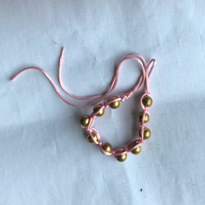 Original hand-woven gold bead bracelet Simple white bracelet bracelet woman thumbnail