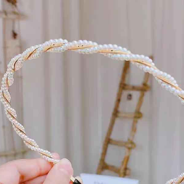Tianyi jewelry network popular women's fashion high-end twist alloy pearl head buckle