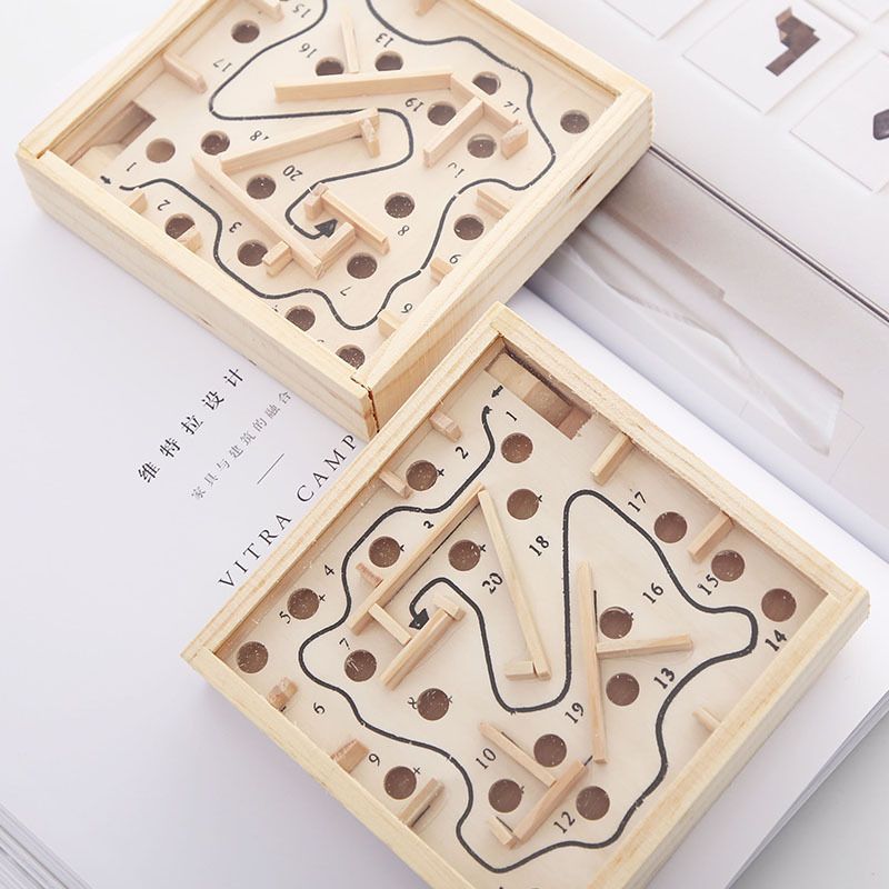 Wooden palm maze ball game, children's concentration, primary school students' intelligence, adult leisure balance toy manufacturer Specification image
